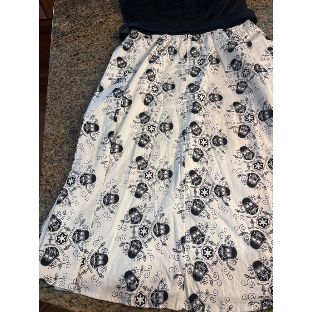Her Universe Disney Dress Shop Darth Vader Halter Dress‎ Size Large Black White - Picture 6 of 10